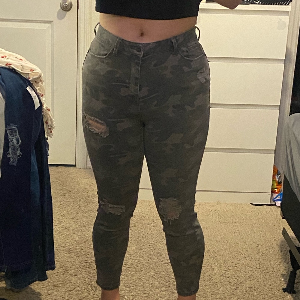Camo VanillaStar Skinny Jeans.